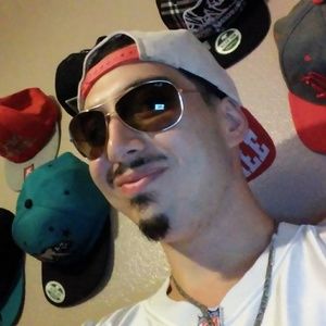 Meet your Posher, Rene